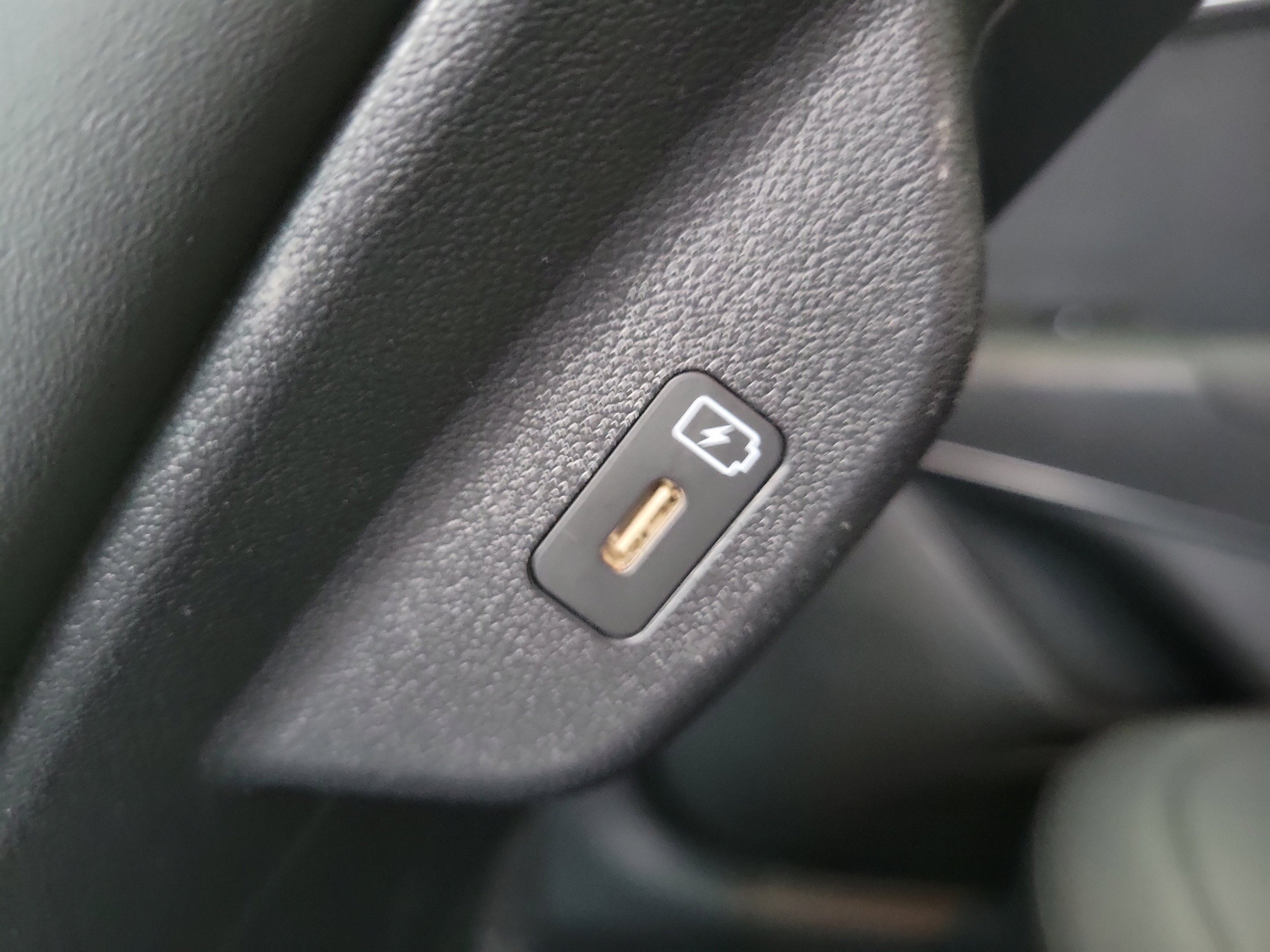 2024 Kia Niro EX