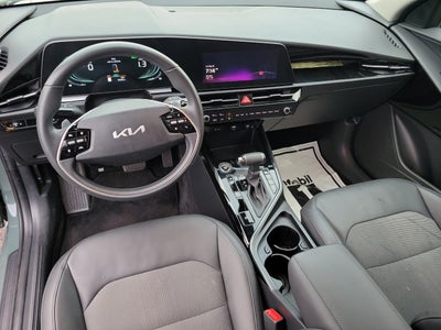 2024 Kia Niro EX