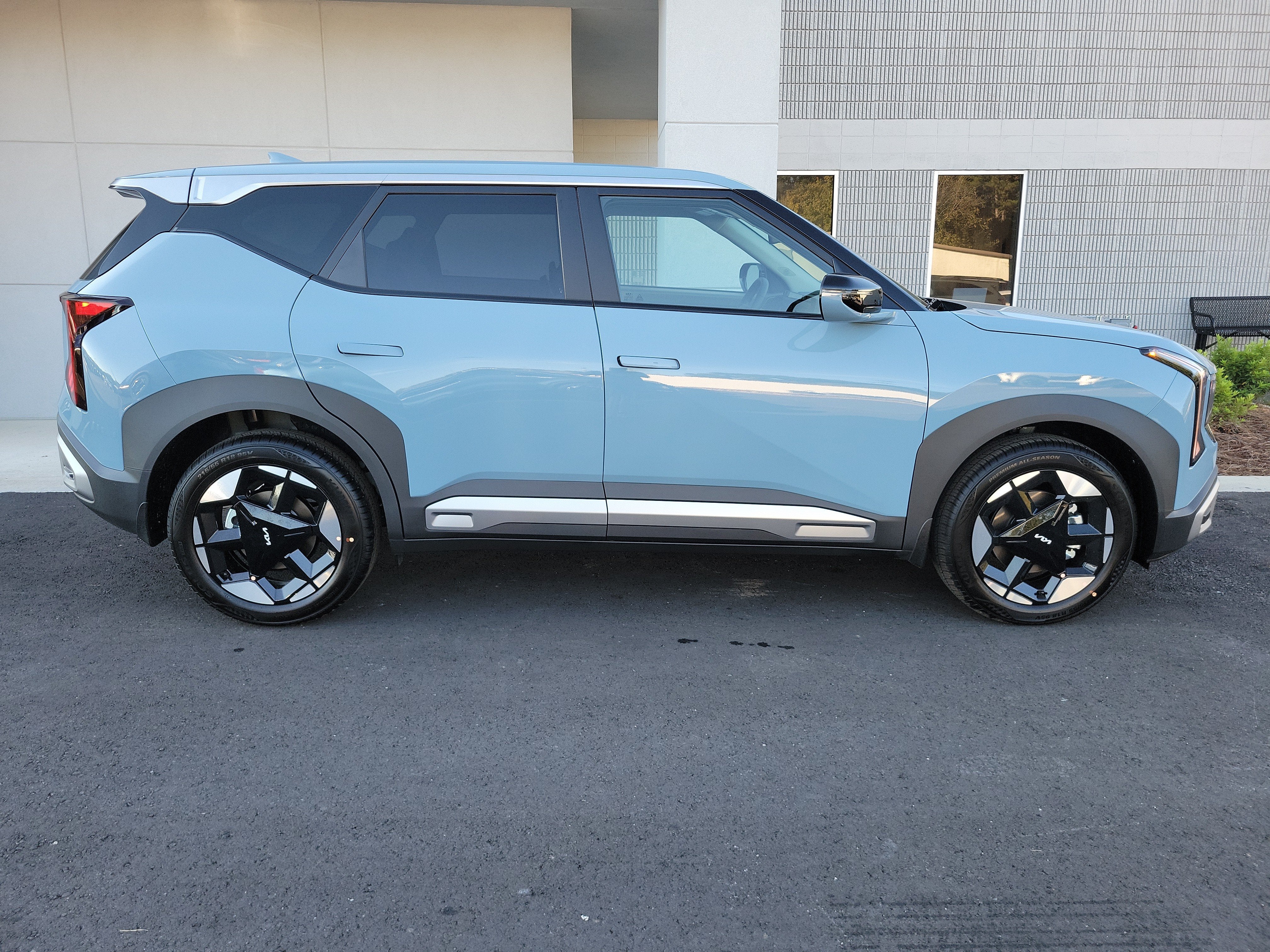 2027 Kia Seltos S