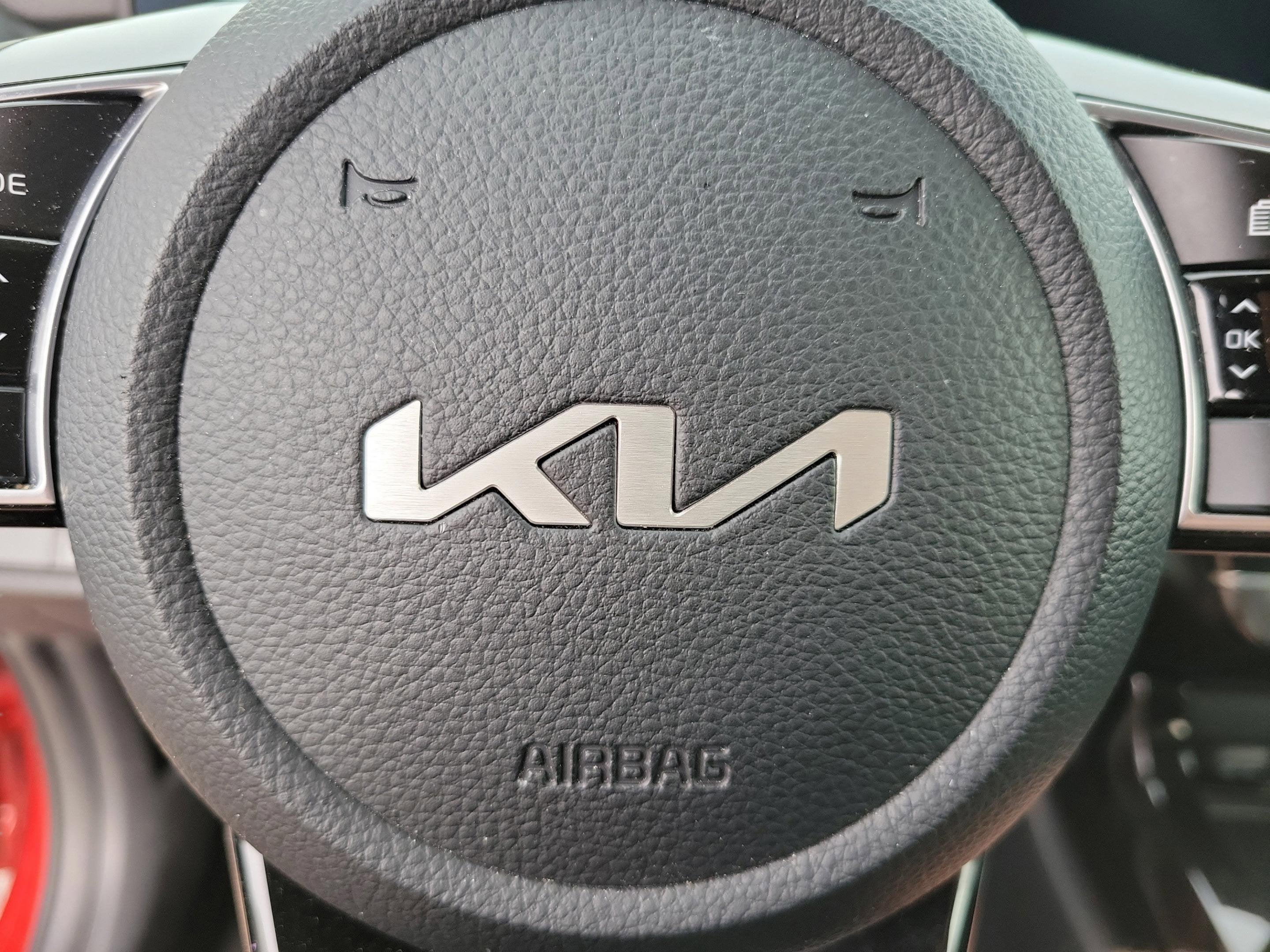 2025 Kia Seltos SX