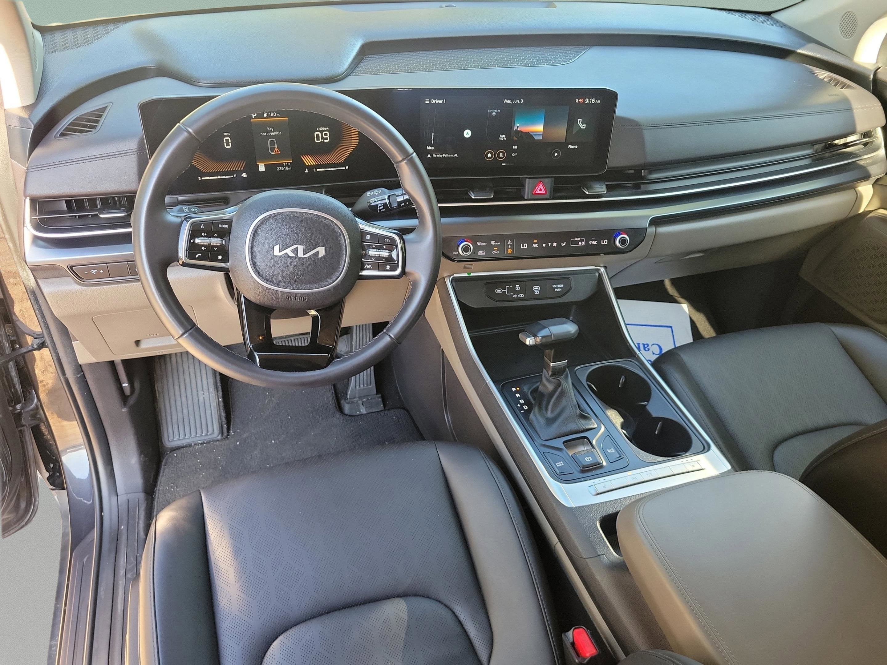 2025 Kia Carnival LXS