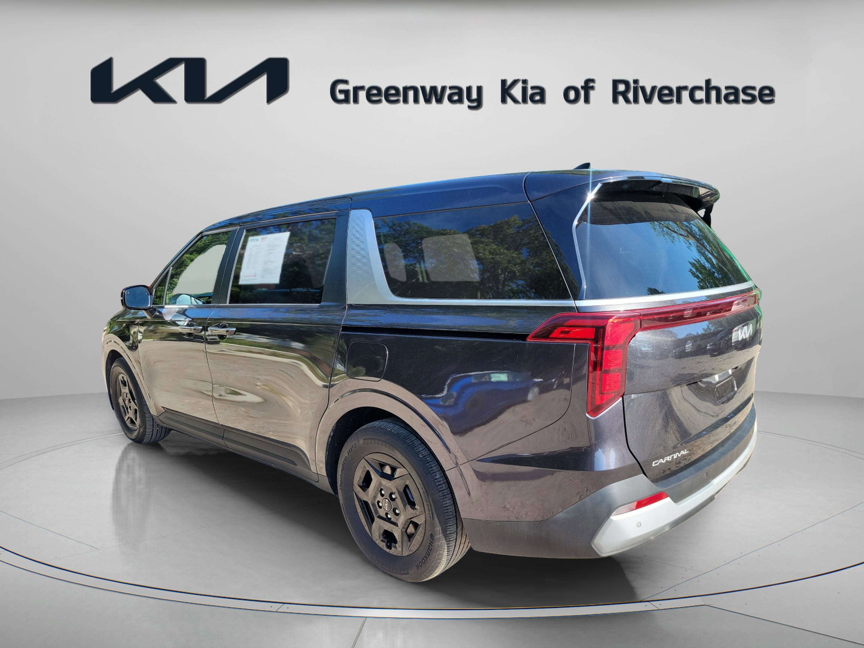 2025 Kia Carnival LXS