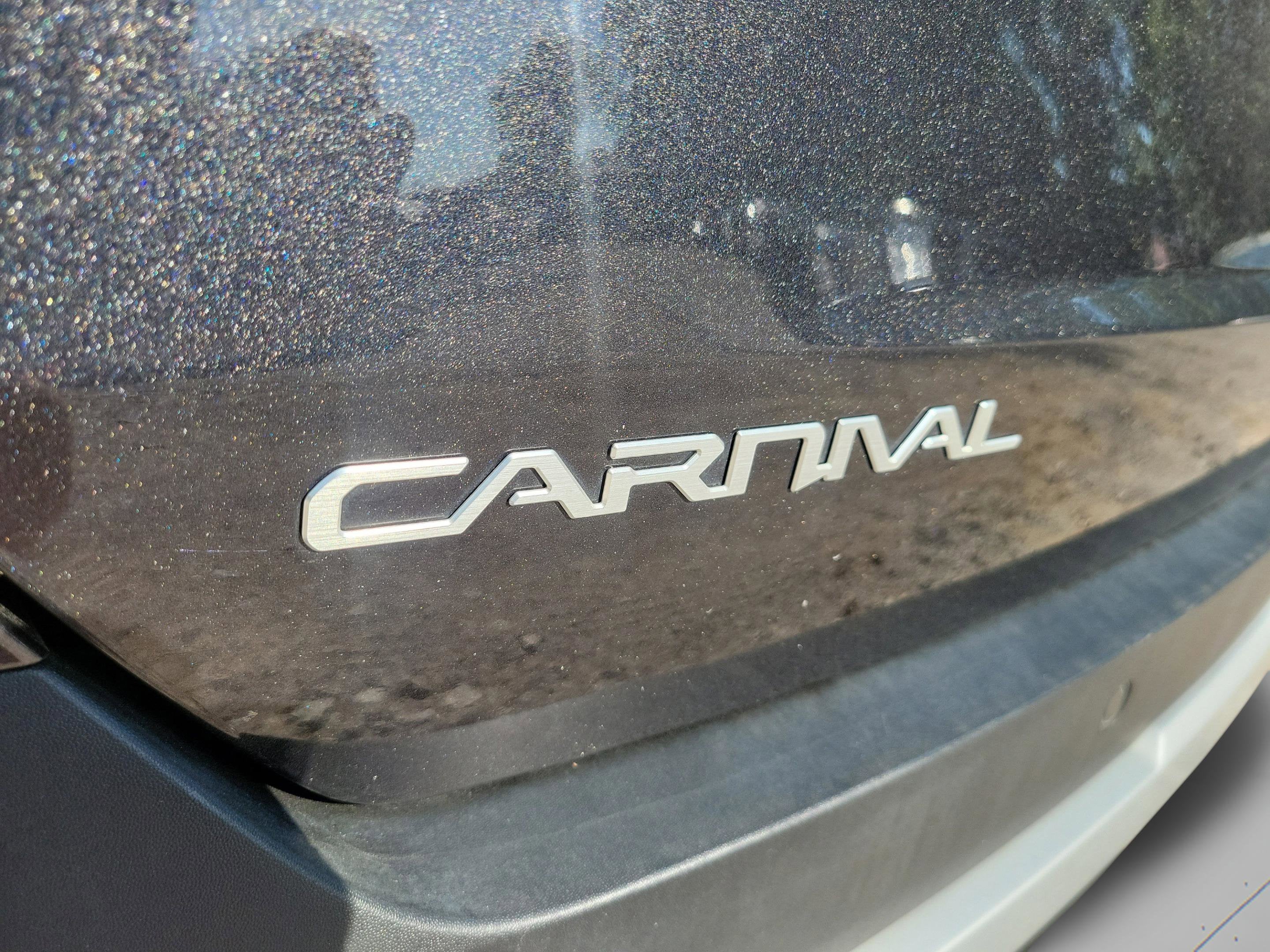 2025 Kia Carnival LXS