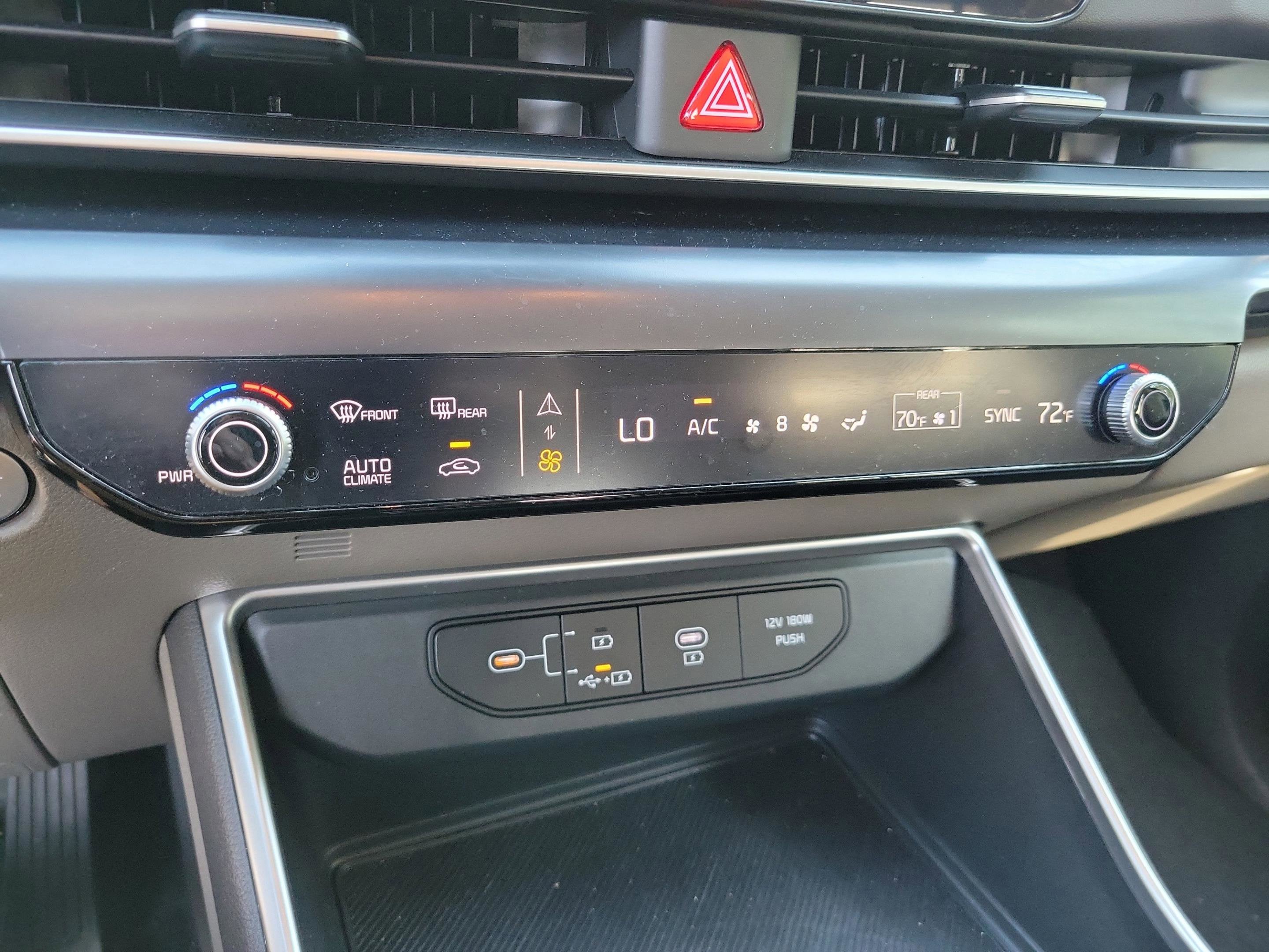 2025 Kia Carnival LXS