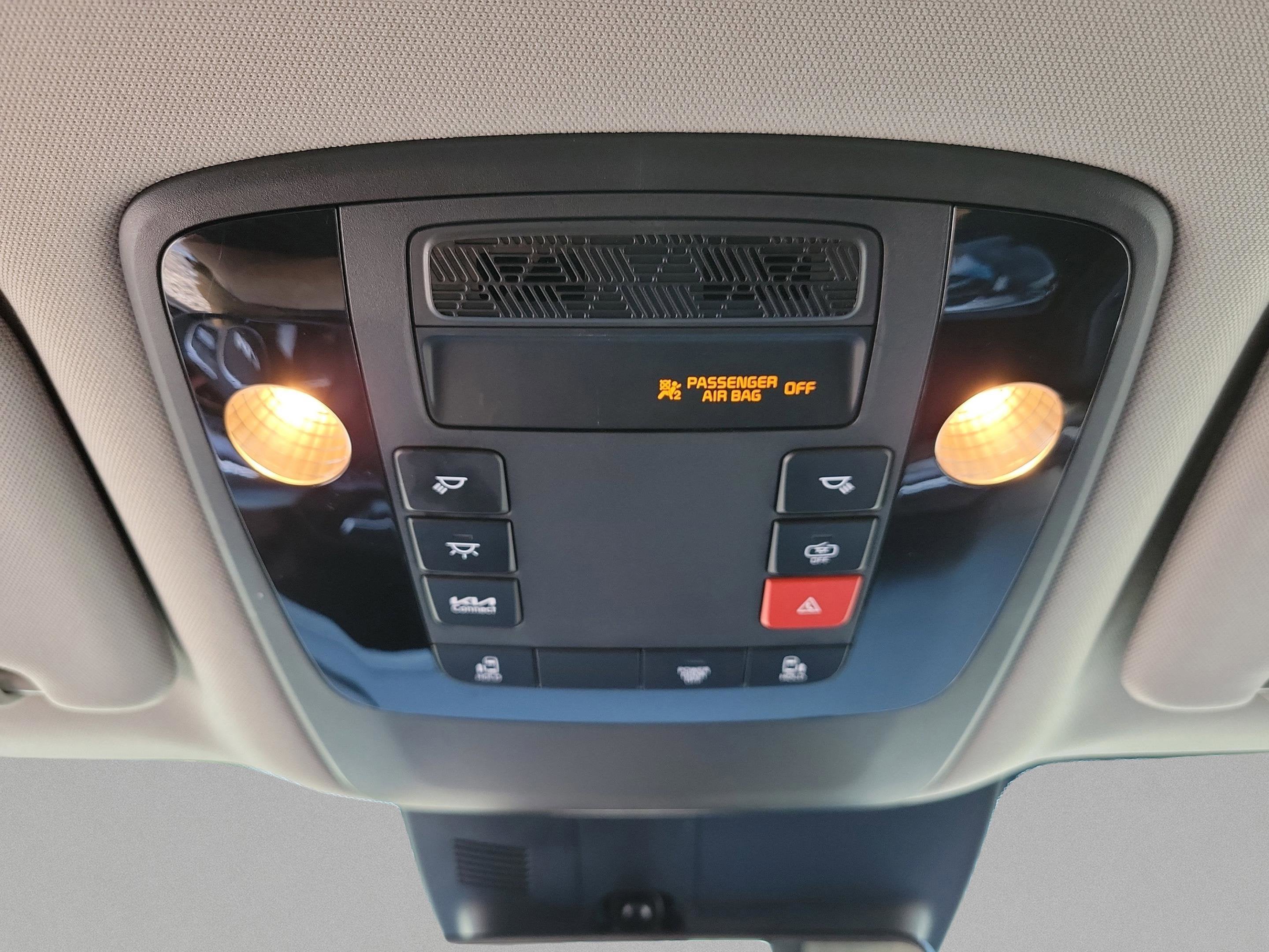 2025 Kia Carnival LXS