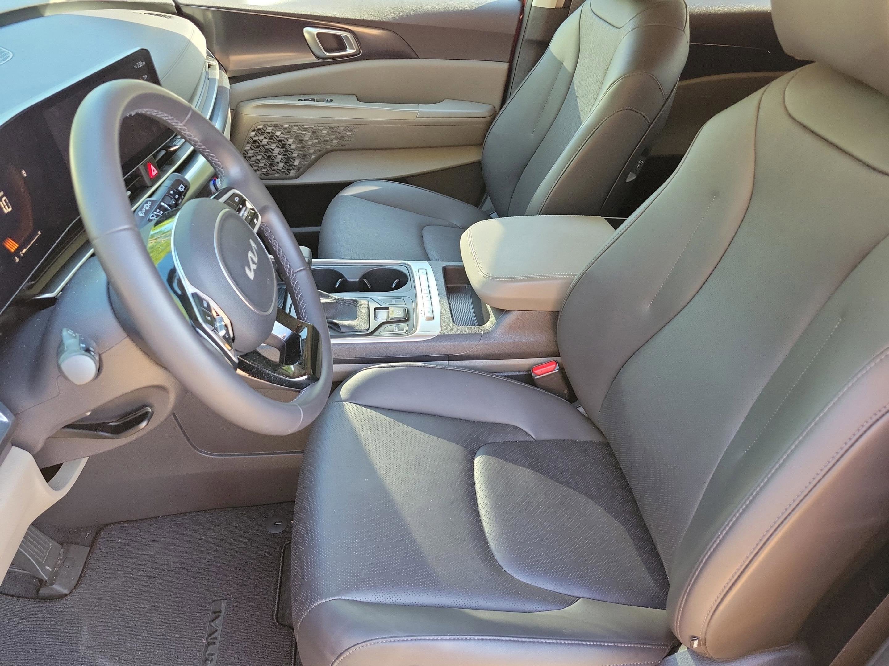 2025 Kia Carnival LXS
