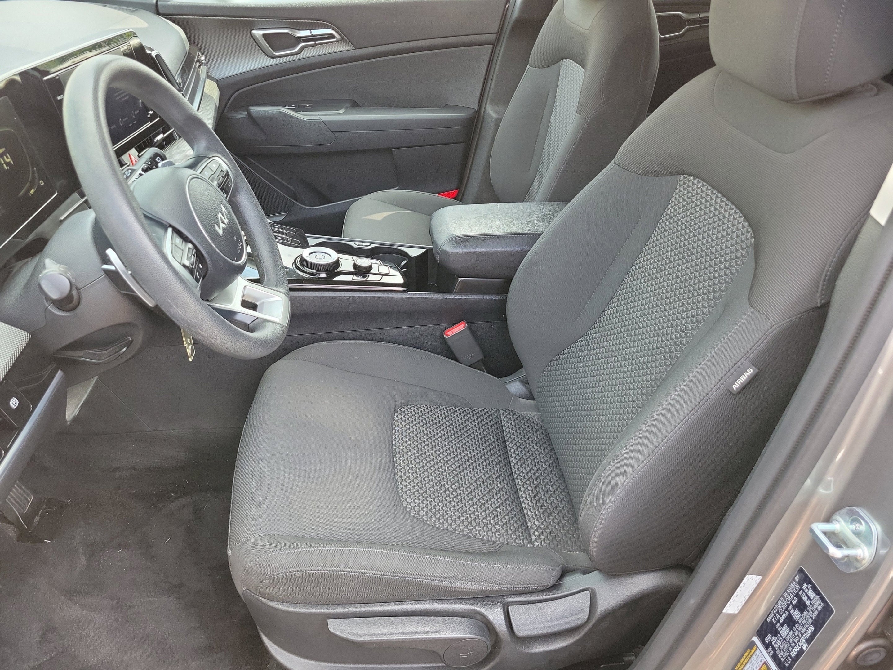 2023 Kia Sportage Hybrid LX