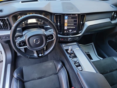2019 Volvo XC60 T8 R-Design